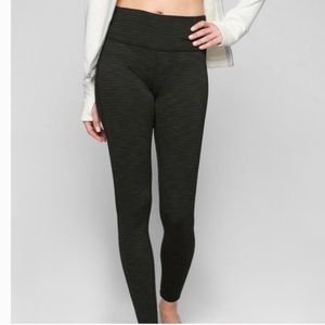 Athleta Black High Rise Jacquard Chaturanga Yoga Tights Size Small